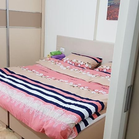 Dea Apartment 1 Vlore Exterior photo
